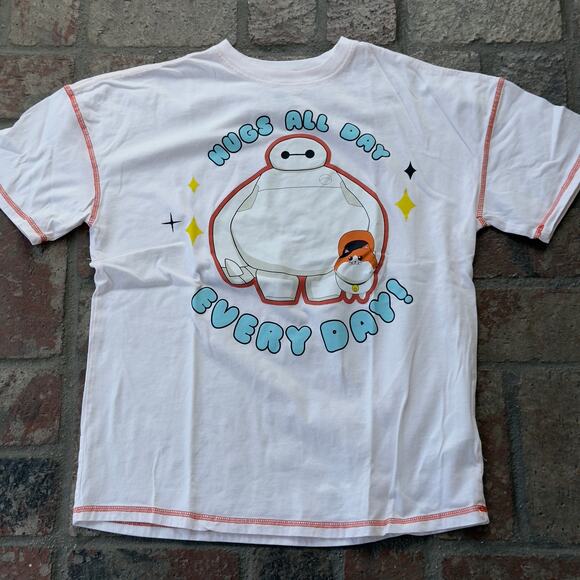 Disney Bay Max Cat Shirt Oversized XS White Tee - Picture 1 of 6